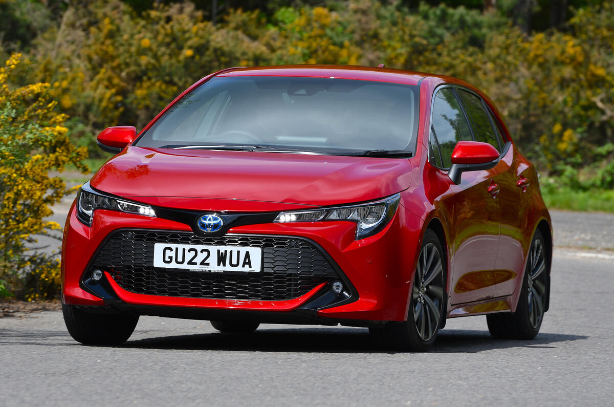 Toyota Corolla 2022 front tracking cornering