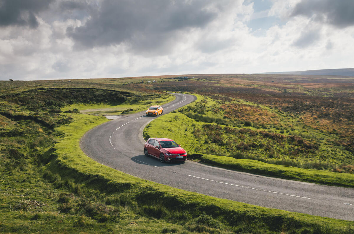 Volkswagen Golf GTI - front