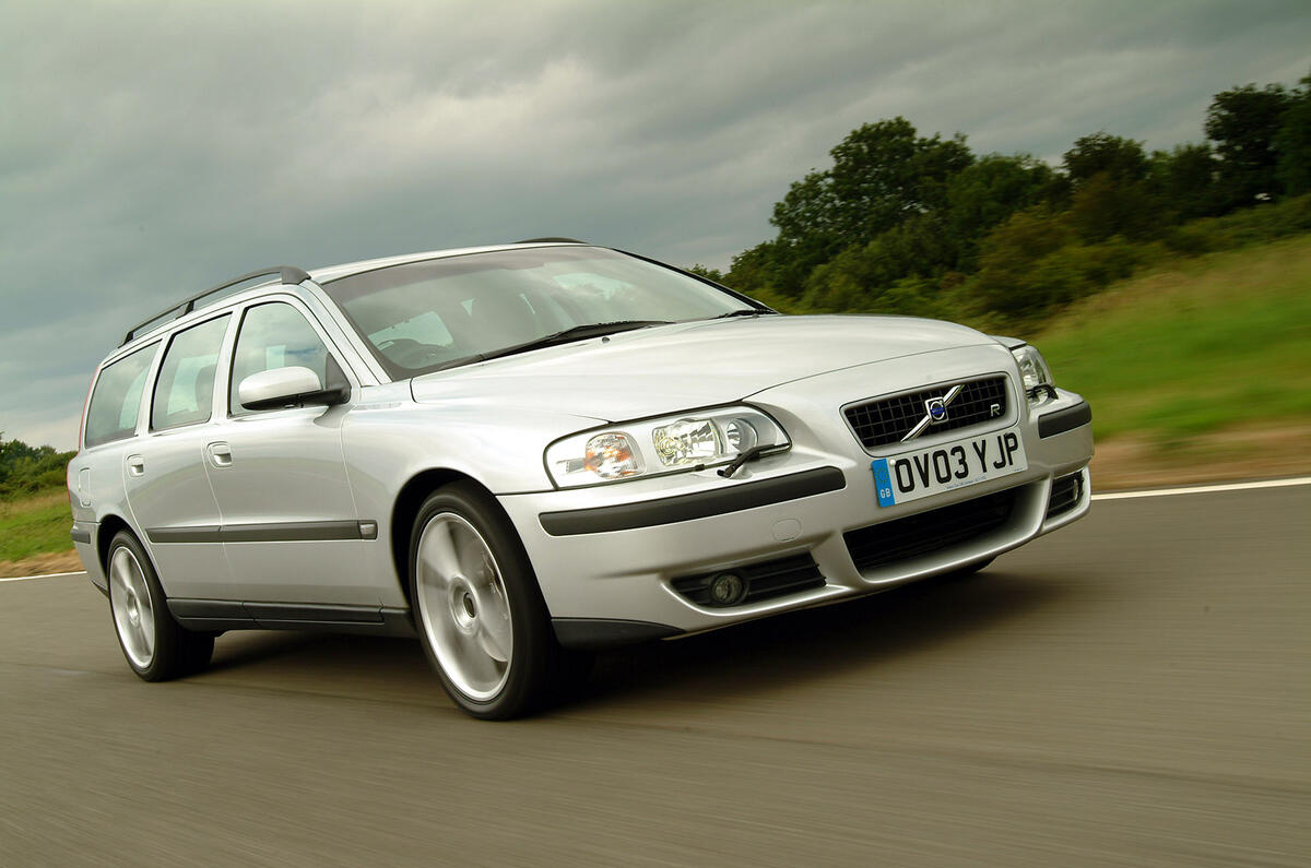 Volvo V70 - hero front Volvo V70 - hero front