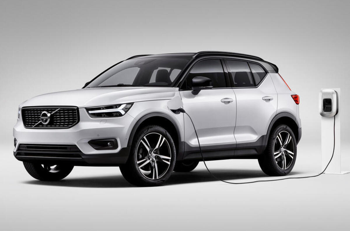 Volvo XC40 PHEV - static front