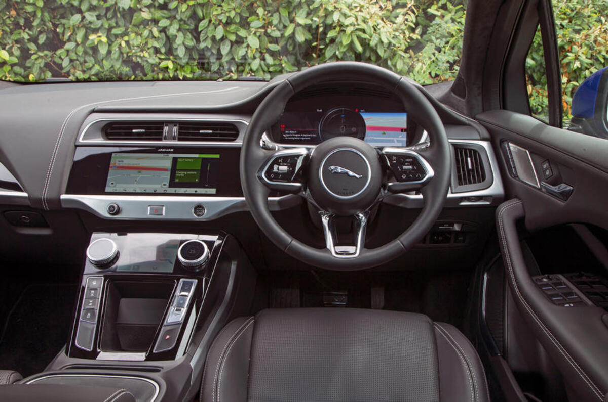 Jaguar I-Pace 2018 - dashboard Jaguar I-Pace 2018 - dashboard