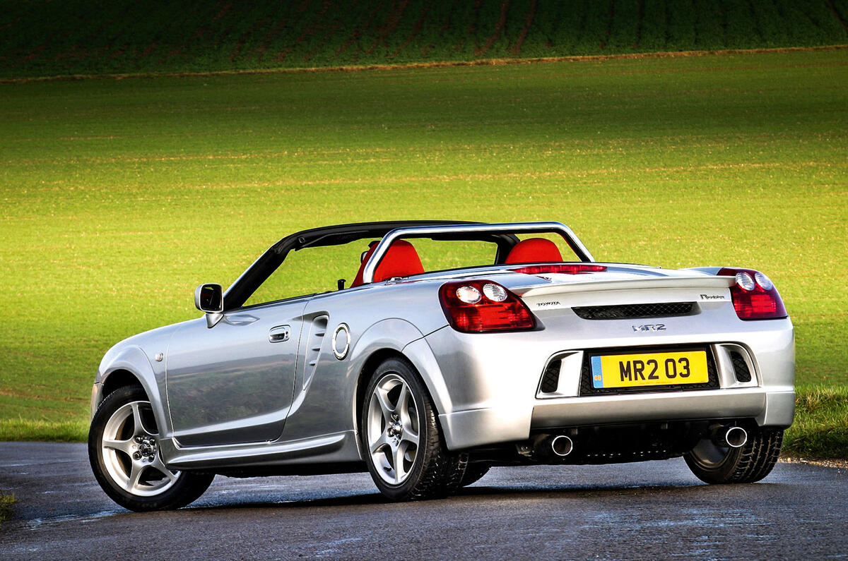 2002 Toyota MR2