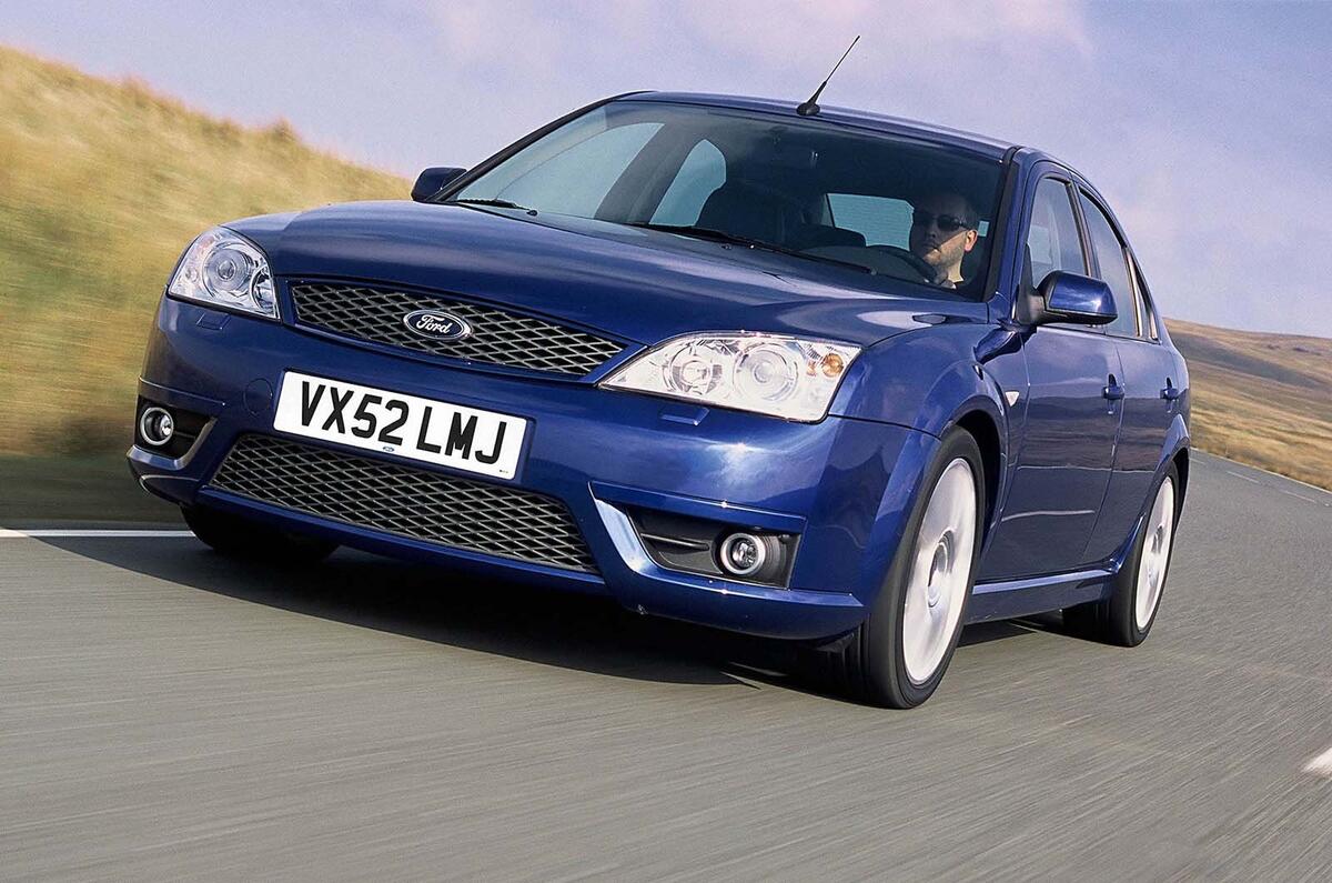 Ford Mondeo ST220