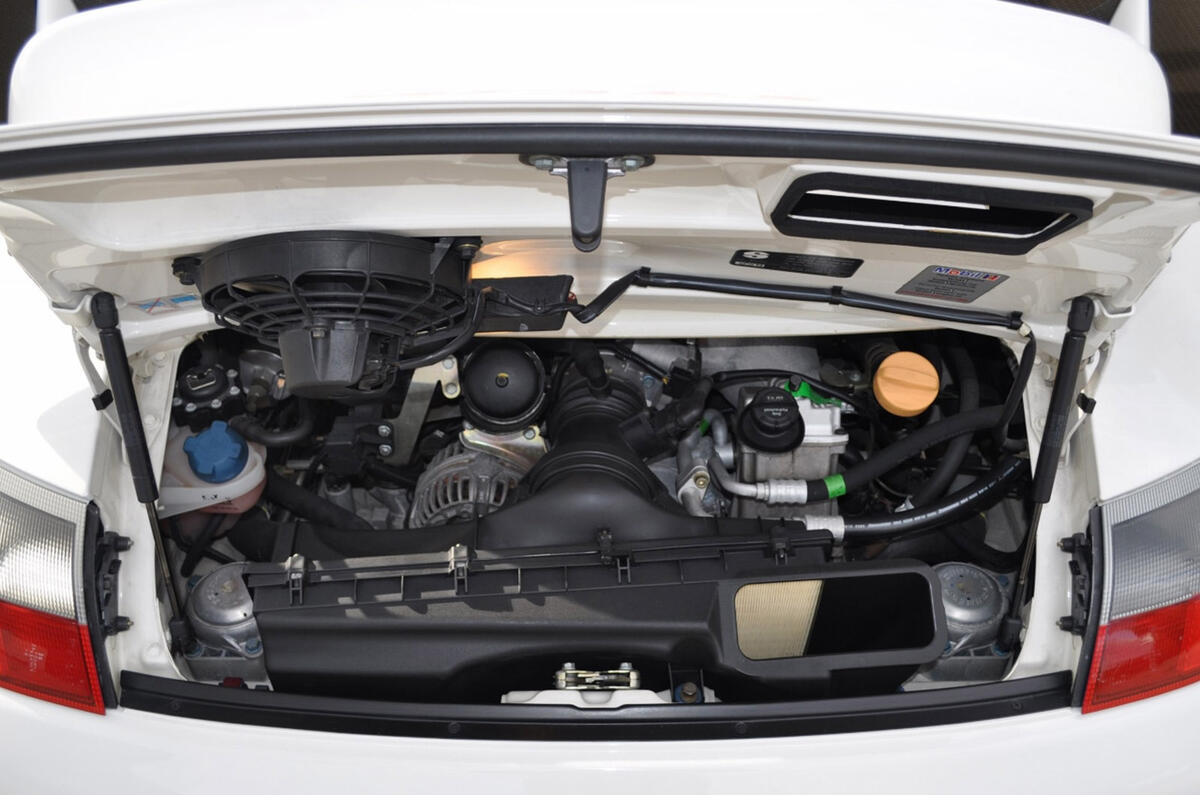 2003 Porsche 911 996 GT3 RS 2003 Porsche 911 996 GT3 RS