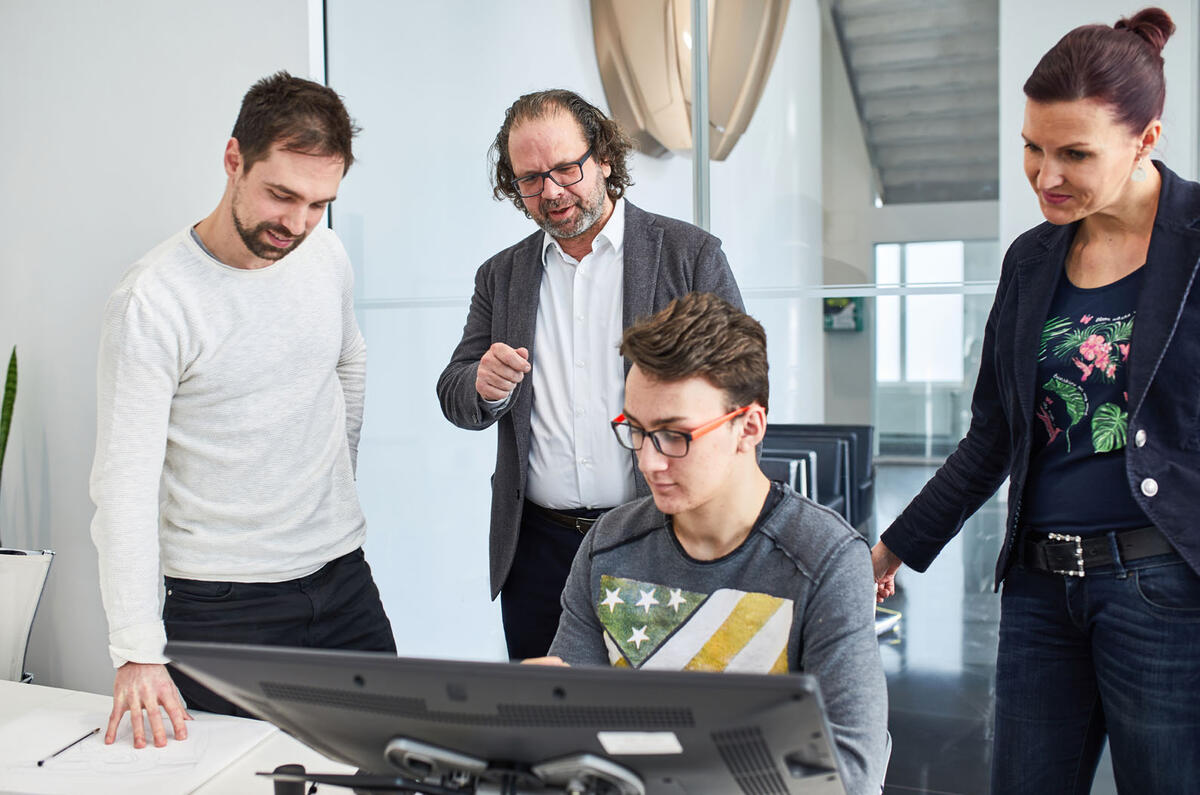 Skoda Academy students at work Skoda Academy students at work