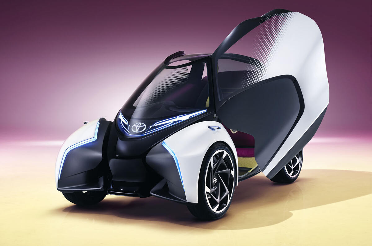 Toyota i-TRIL