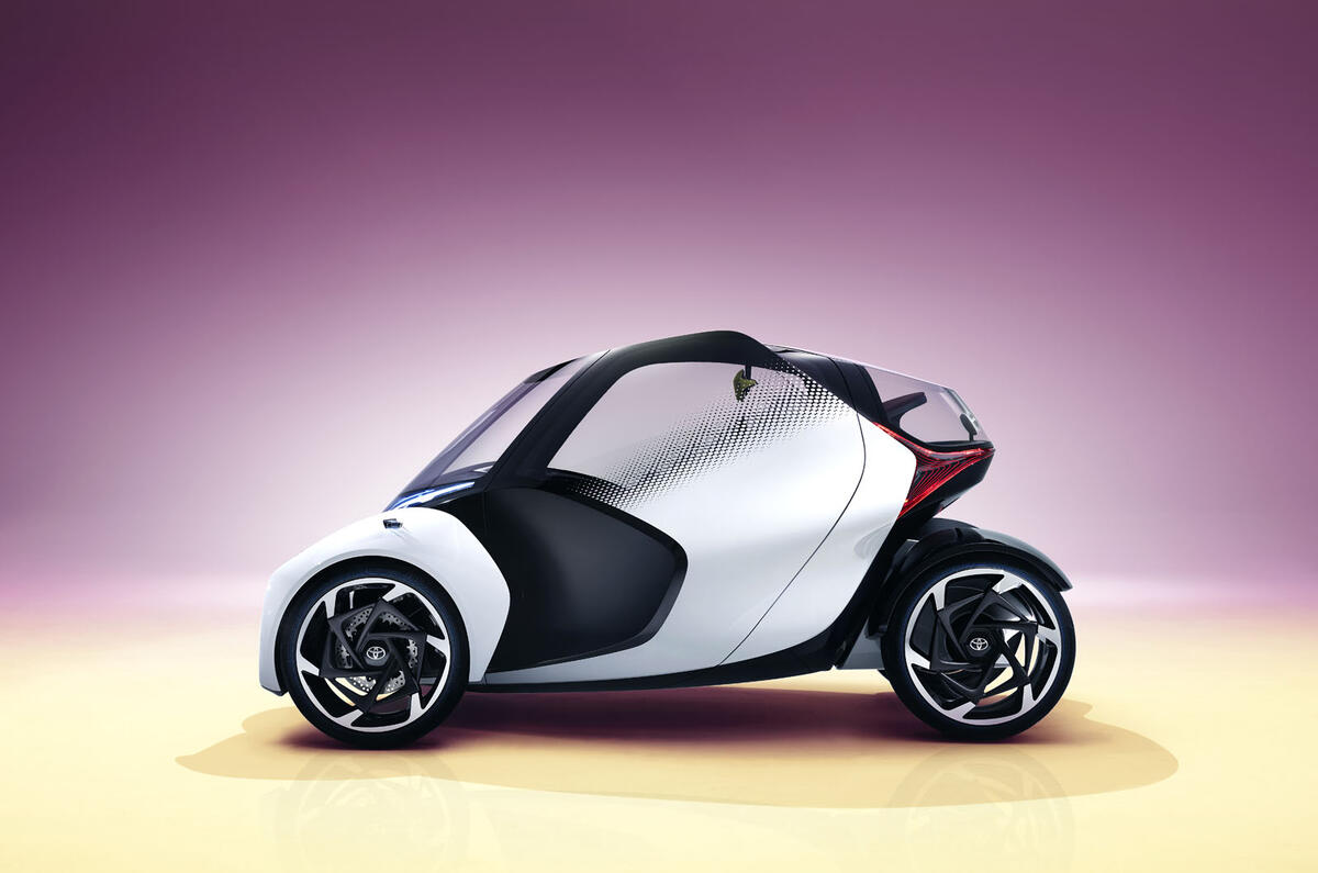 Toyota i-TRIL