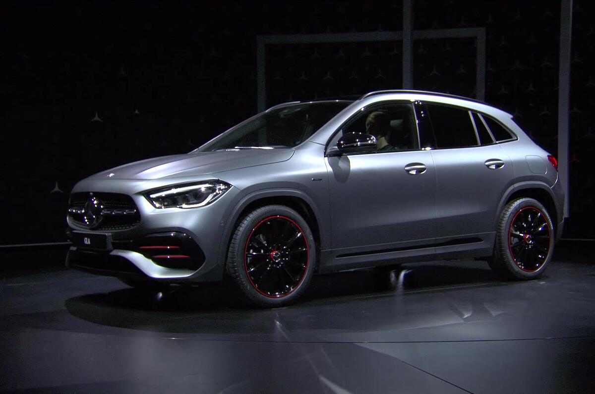 2020 Mercedes GLA reveal - static front