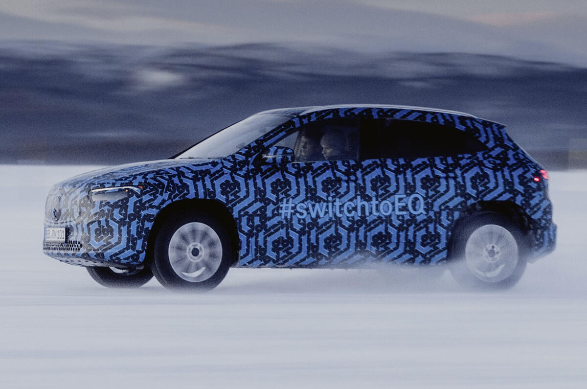 2020 Mercedes-Benz EQA prototype winter testing 2020 Mercedes-Benz EQA prototype winter testing