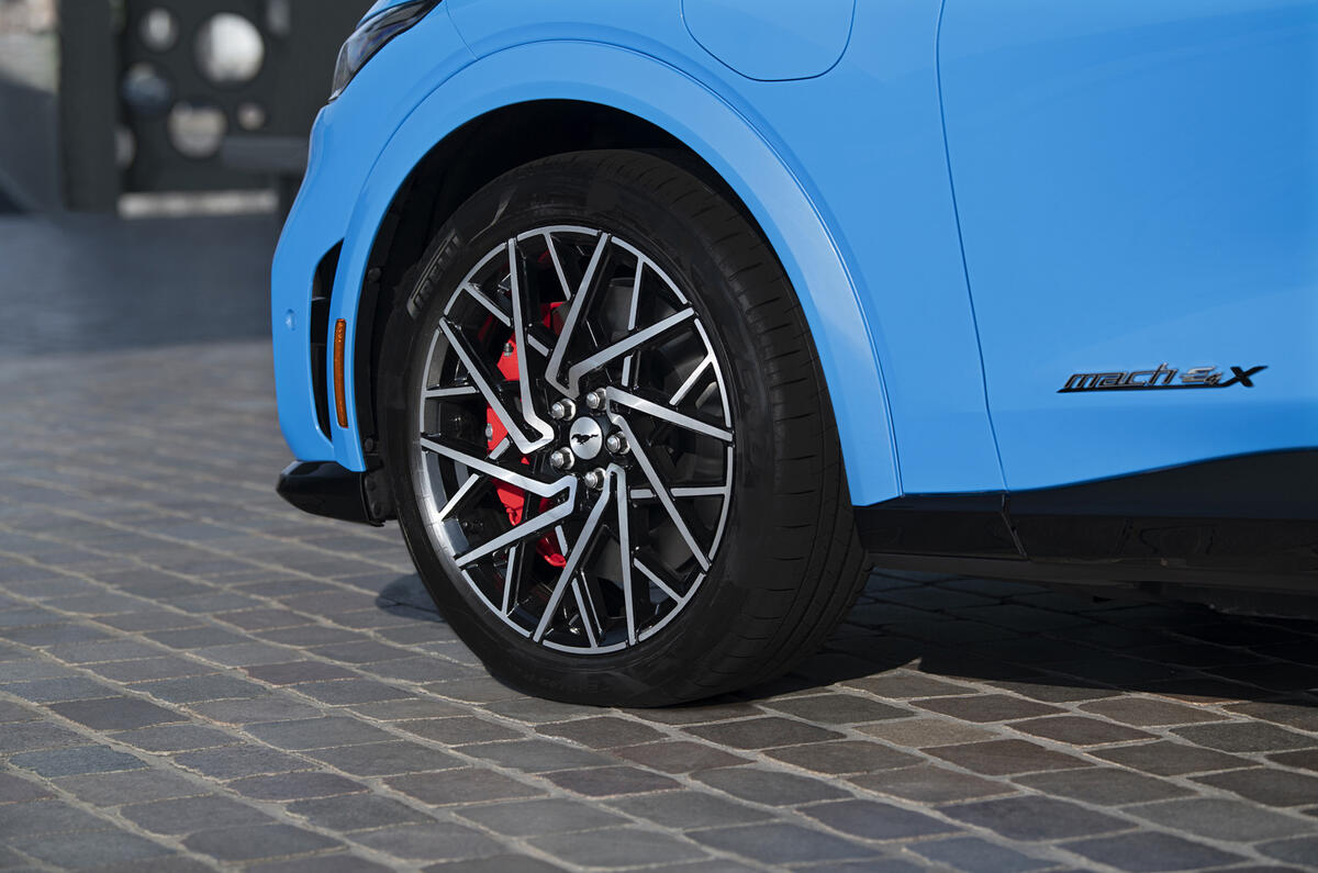 2020 Ford Mustang Mach-E GT 2020 Ford Mustang Mach-E GT