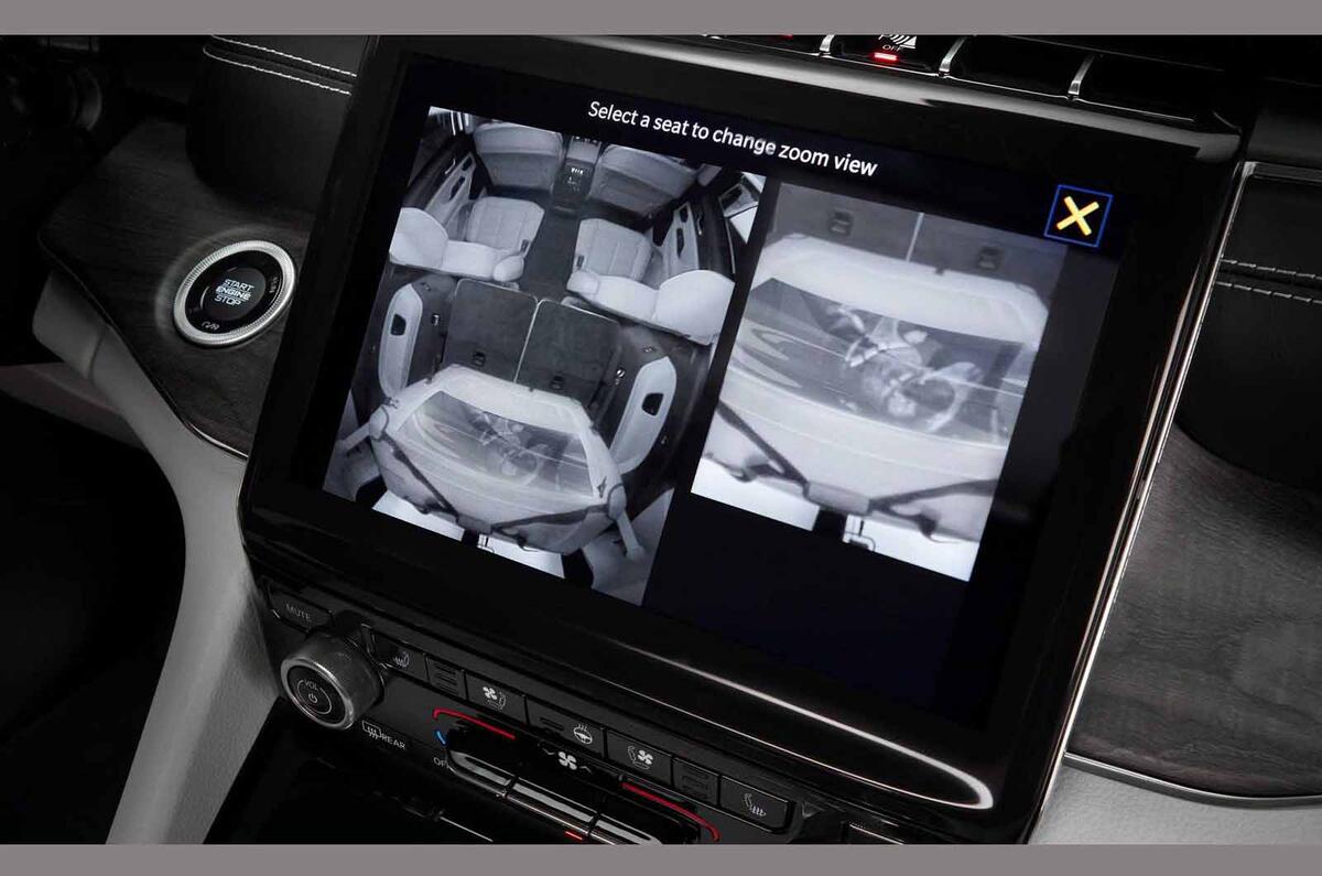 2021 jeep grand cherokee l interior (5) 2021 jeep grand cherokee l interior (5)