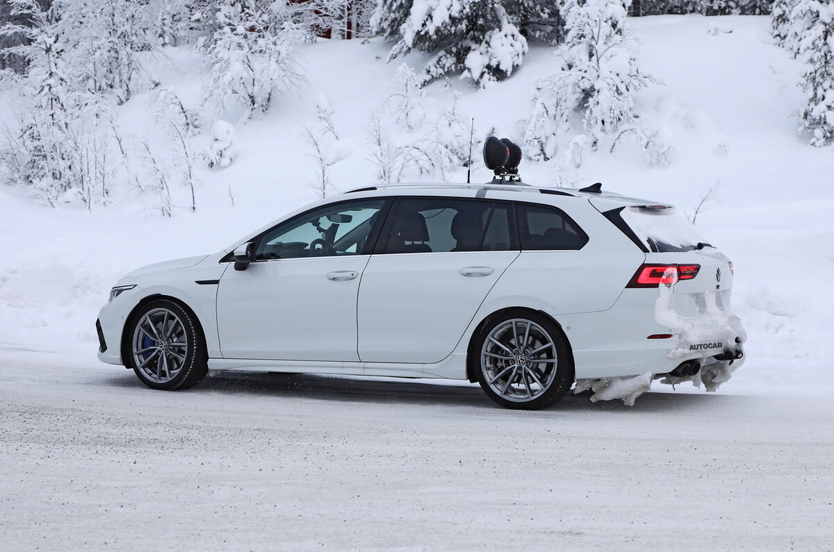 2021 Volkswagen Golf R Estate Mule53 2021 Volkswagen Golf R Estate Mule53