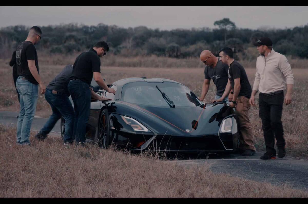 2021 SSC Tuatara Reruns Record Team.jpeg 2021 SSC Tuatara Reruns Record Team.jpeg
