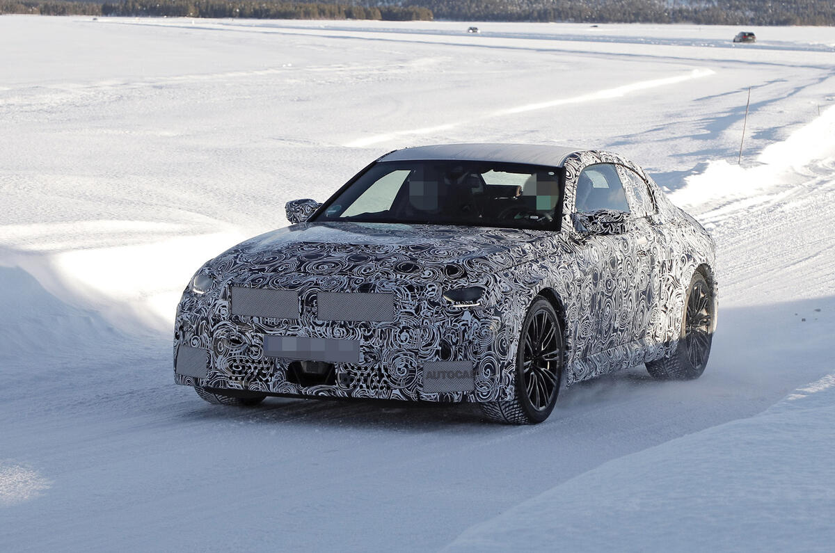 2022 BMW M2 prototype56 2022 BMW M2 prototype56
