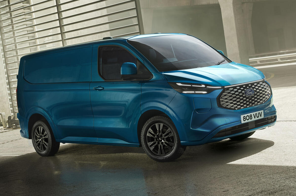 2022 FORD E TRANSIT CUSTOM 02 2022 FORD E TRANSIT CUSTOM 02