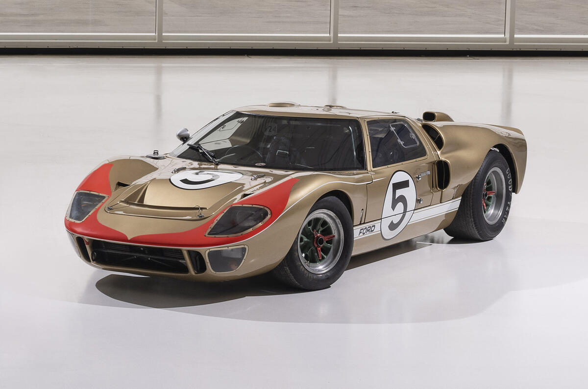 2022 Ford GT Holman Moody Heritage Edition Ford GT40 MK II 02 2022 Ford GT Holman Moody Heritage Edition Ford GT40 MK II 02