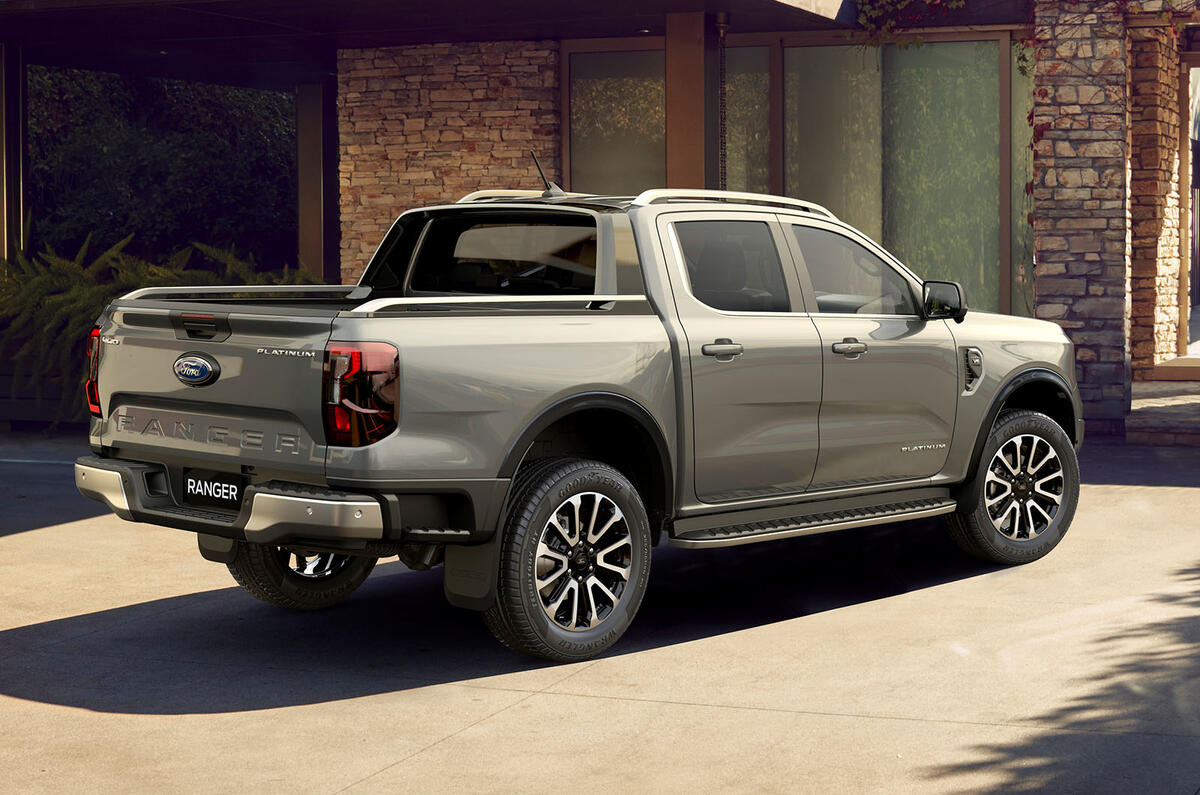 2022 FORD RANGER PLATINUM rear three quarter 1 2022 FORD RANGER PLATINUM rear three quarter 1