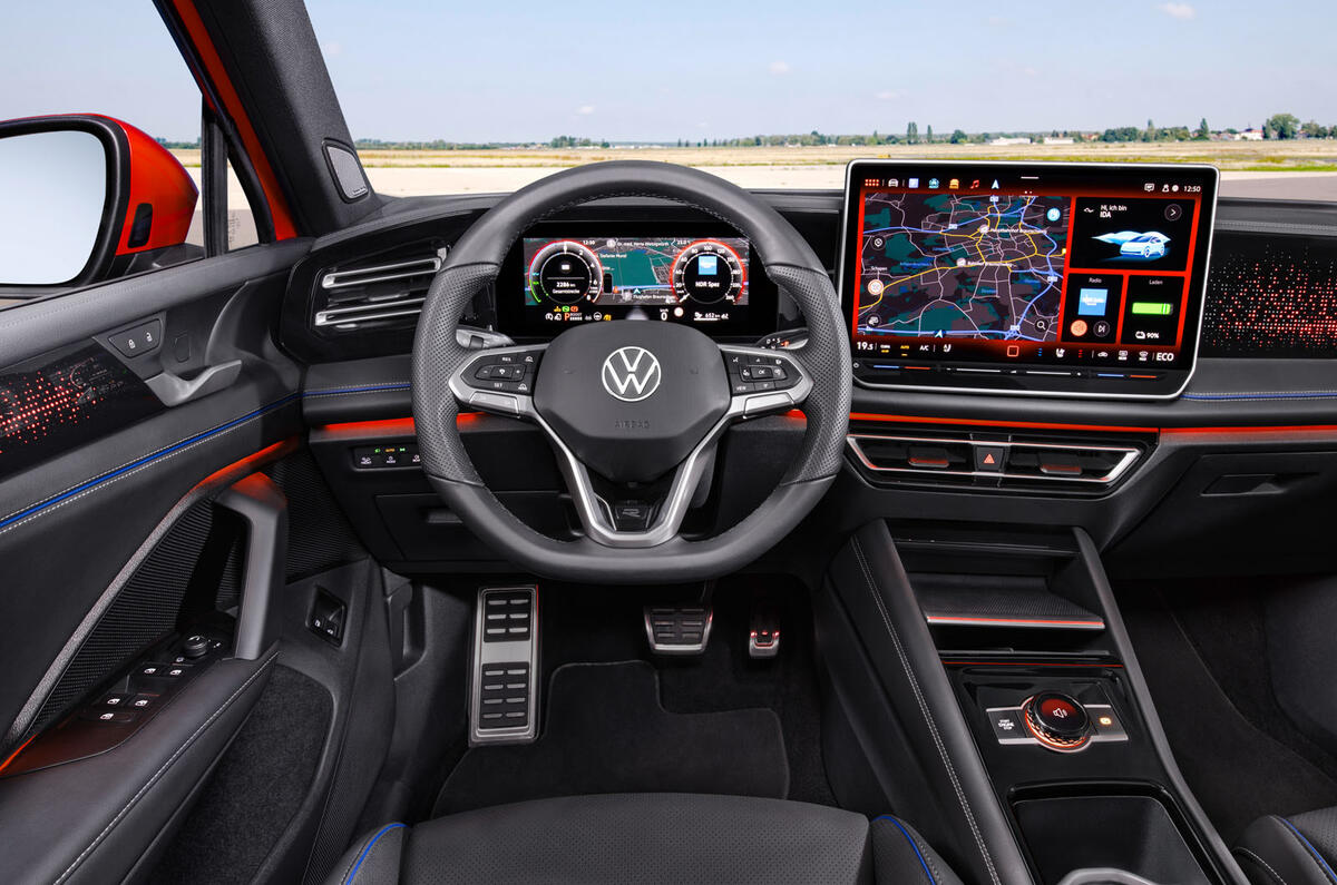 2023 Volkswagen Tiguan dashboard 2023 Volkswagen Tiguan dashboard