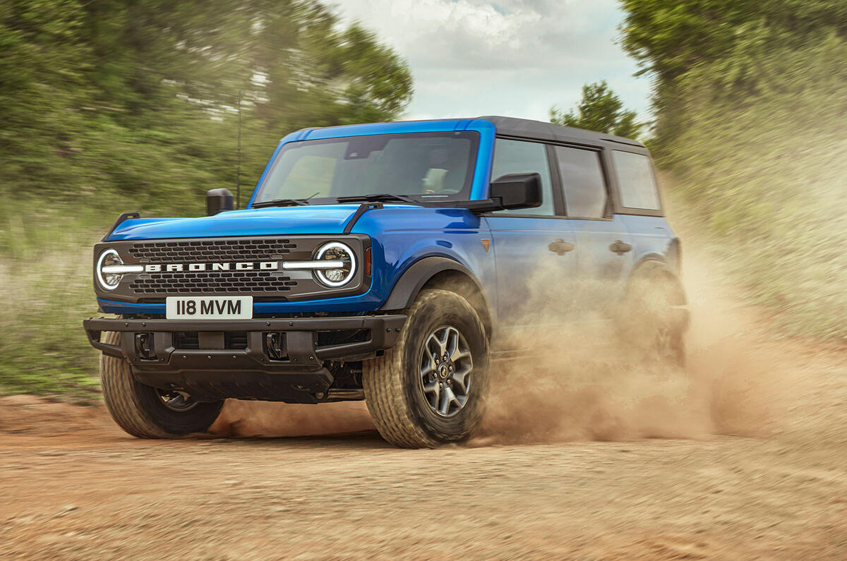 2023 Ford Bronco Badlands front three quarter