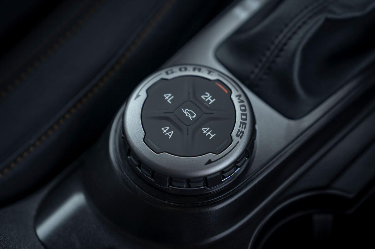 2023 Ford Bronco Badlands interior modes 2023 Ford Bronco Badlands interior modes