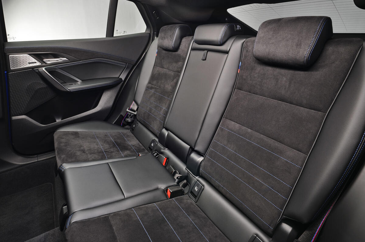 2024 BMW X2 M35i rear seats 2024 BMW X2 M35i rear seats