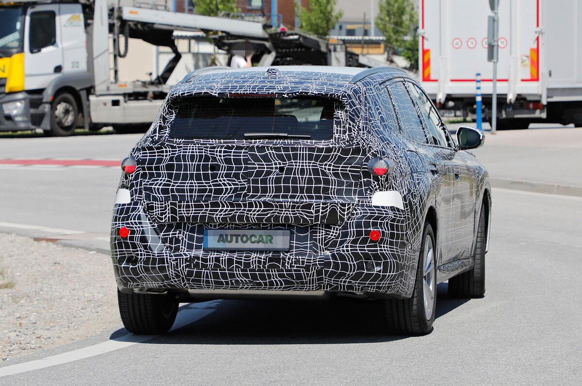 2024 BMW X3 rear 2024 BMW X3 rear