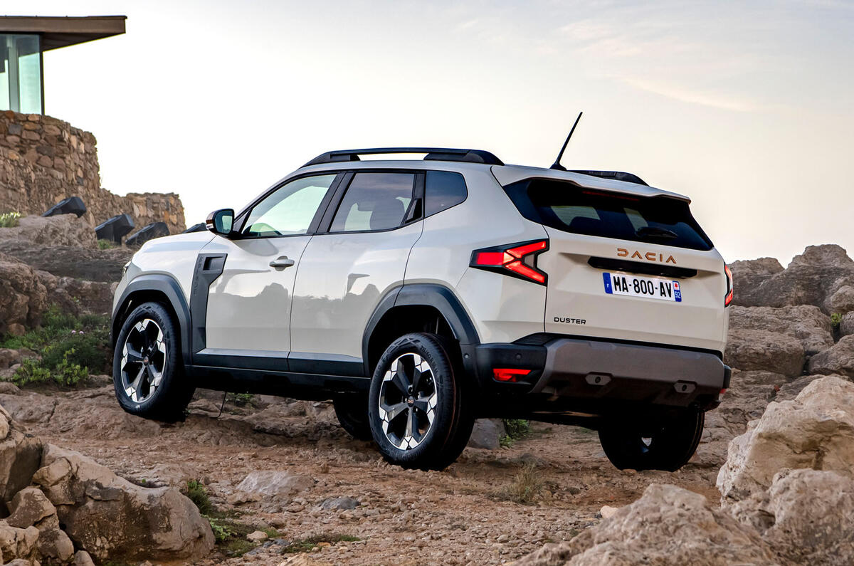 2024 Dacia Duster Extreme rear quarter 2024 Dacia Duster Extreme rear quarter