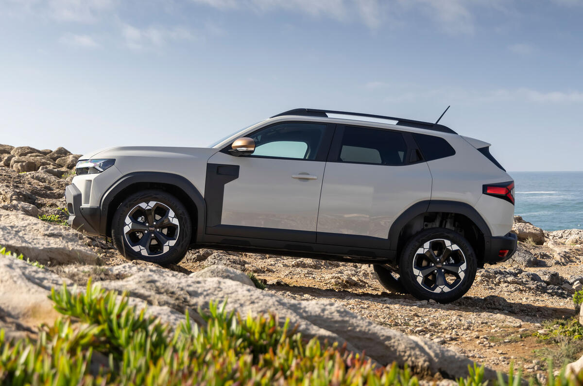 2024 Dacia Duster Extreme side