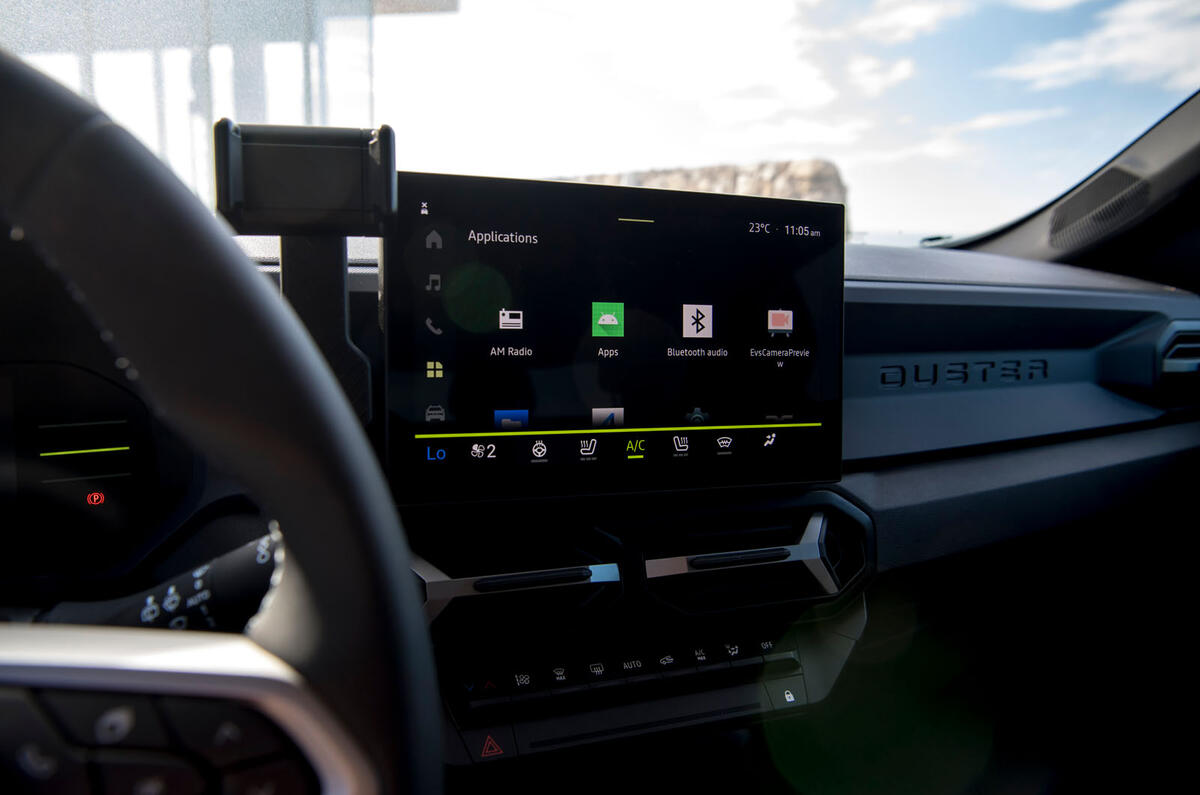 2024 Dacia Duster Journey touchscreen 2024 Dacia Duster Journey touchscreen