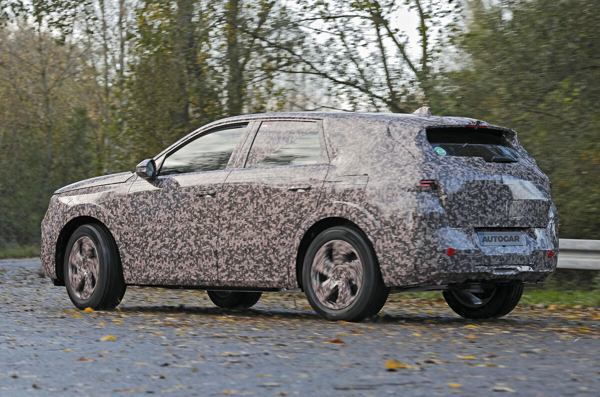 2024 Vauxhall Grandland camo rear quarter cornering 2024 Vauxhall Grandland camo rear quarter cornering