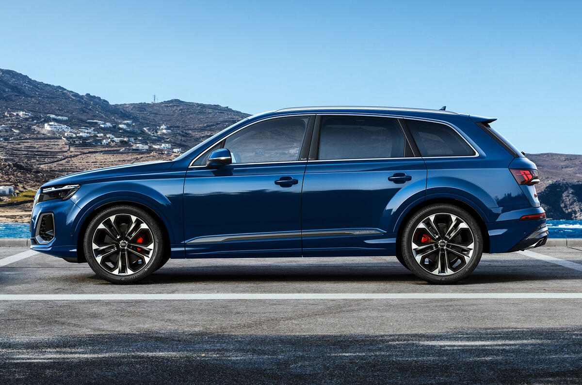 2024 Audi Q7 side left