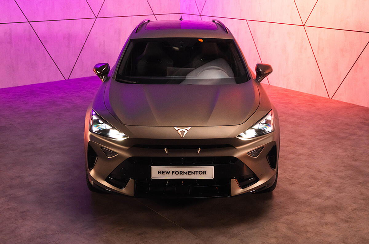 2024 Cupra Formentor nose down 2024 Cupra Formentor nose down