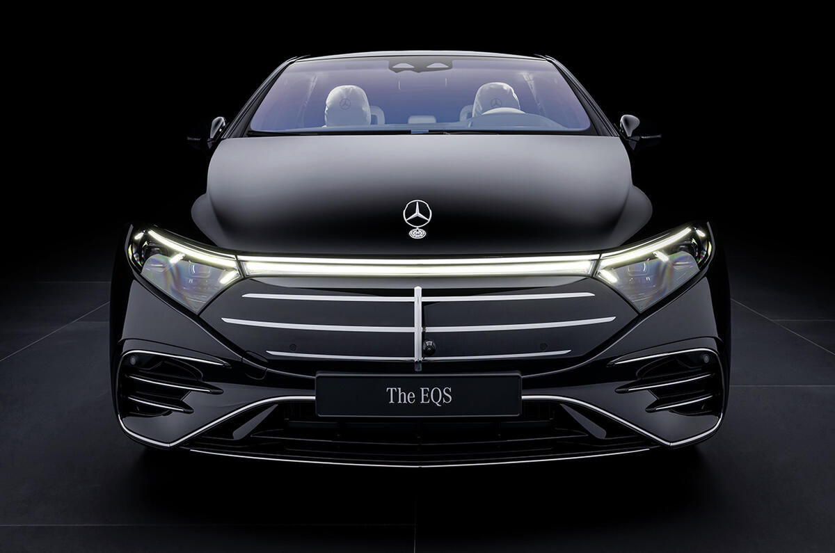 2024 eqs front grille update