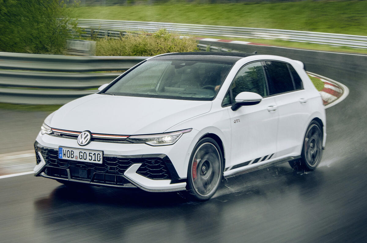 2024 Golf GTI Clubsport front lead 2024 Golf GTI Clubsport front lead