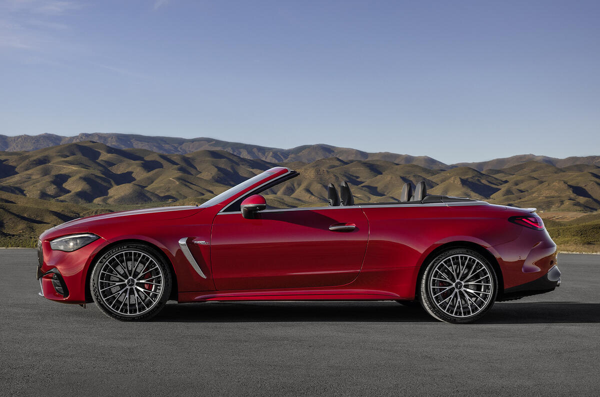 2024 Mercedes AMG CLE53 side static 2024 Mercedes AMG CLE53 side static