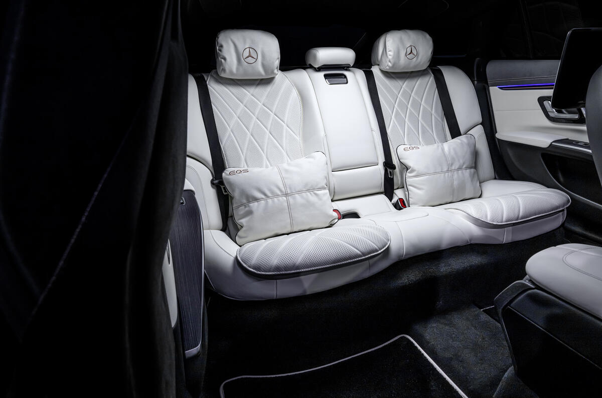 2024 mercedes eqs rear seats 4