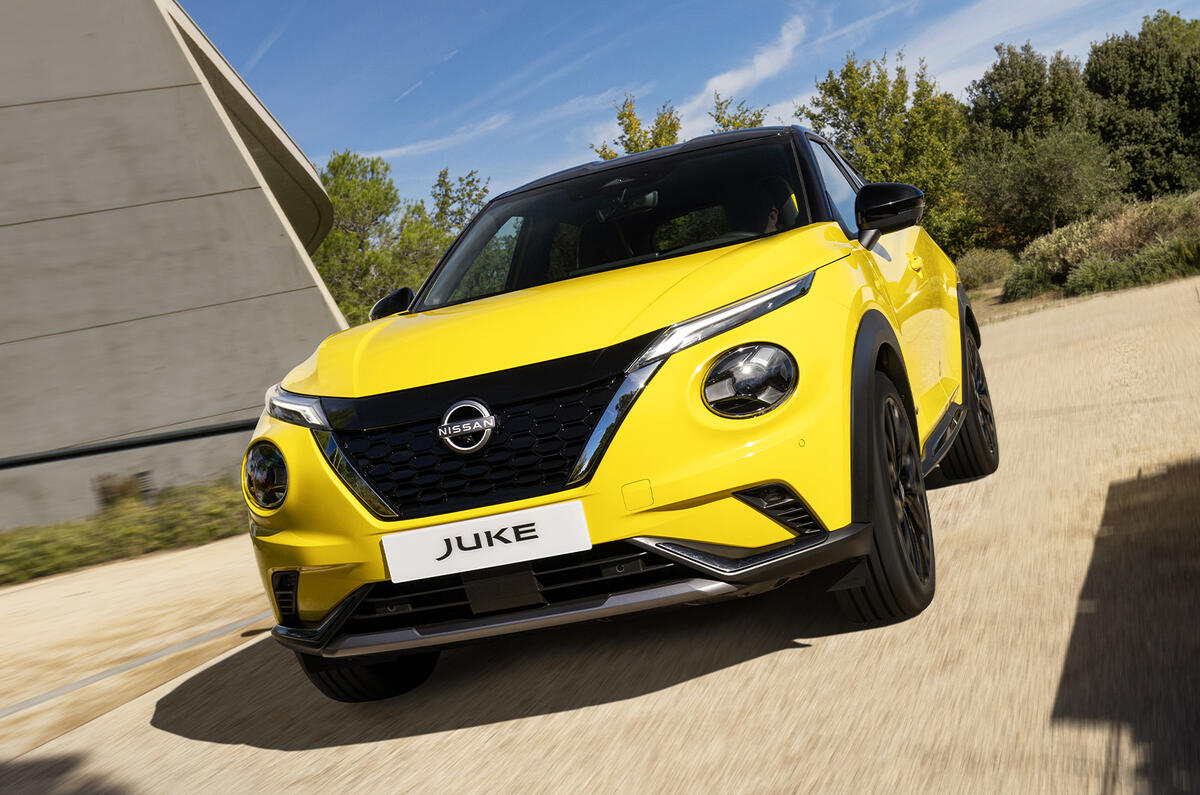 2024 Nissan Juke cornering