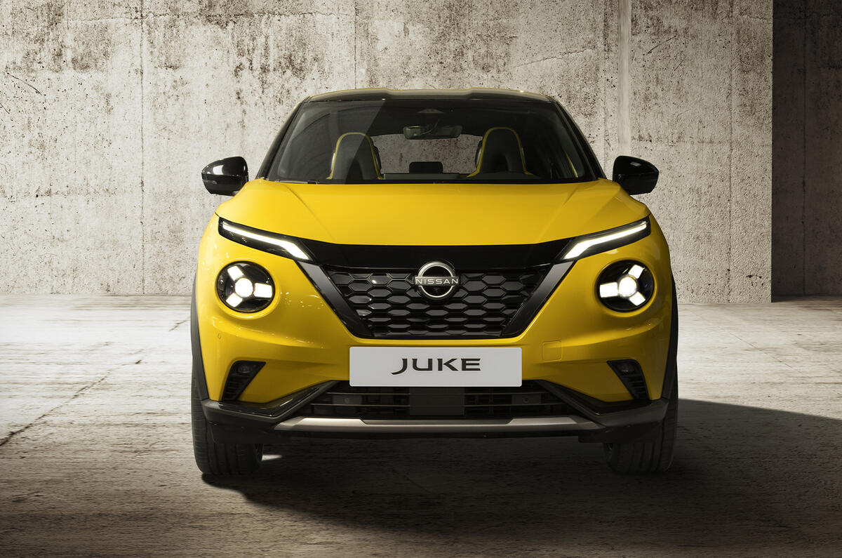 2024 Nissan Juke front static studio