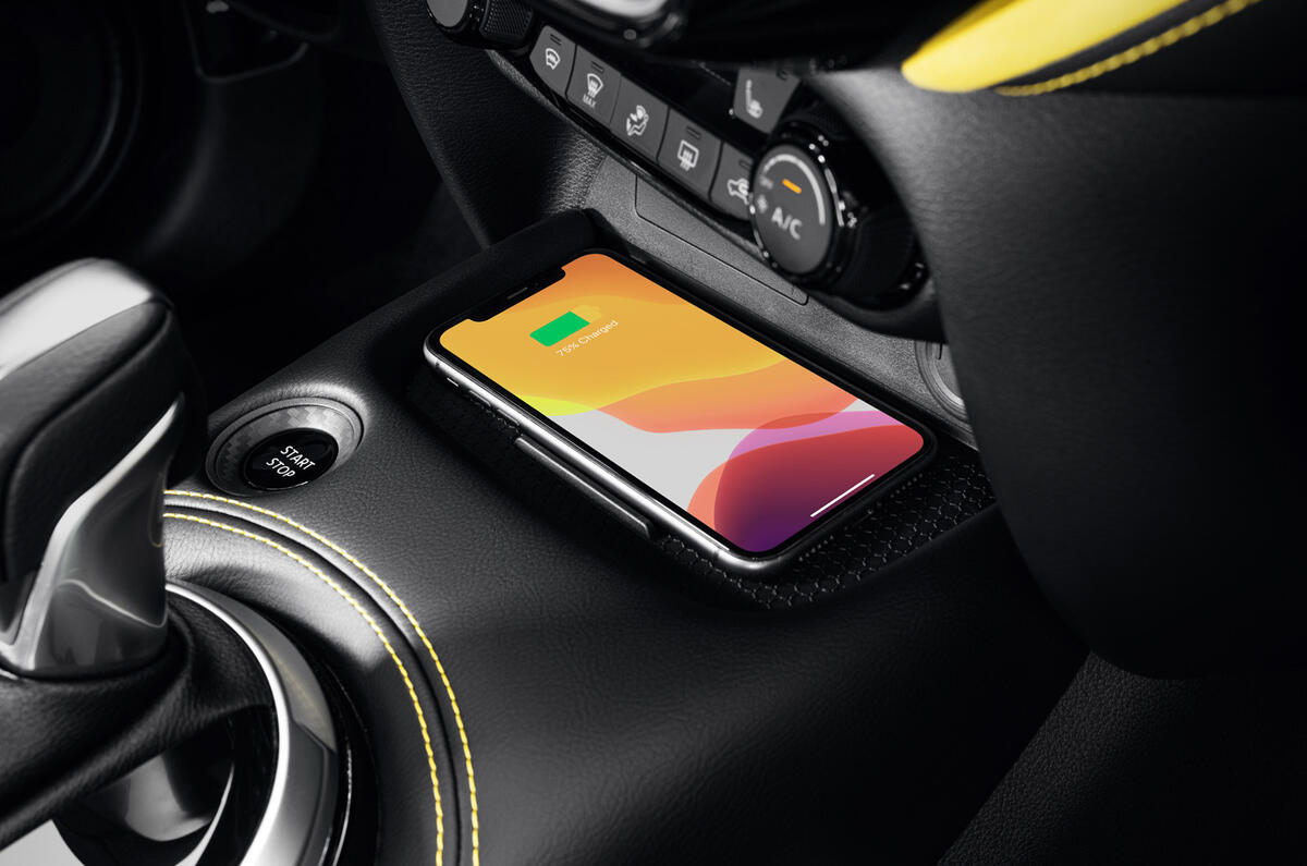 2024 Nissan Juke phone charger