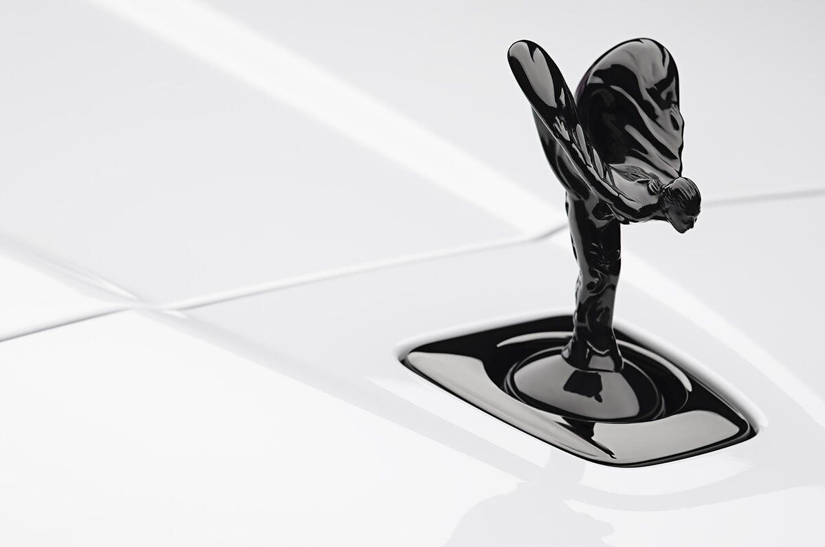 2024 Rolls Royce Cullinan bladge badge spirit of ecstacy 2024 Rolls Royce Cullinan bladge badge spirit of ecstacy