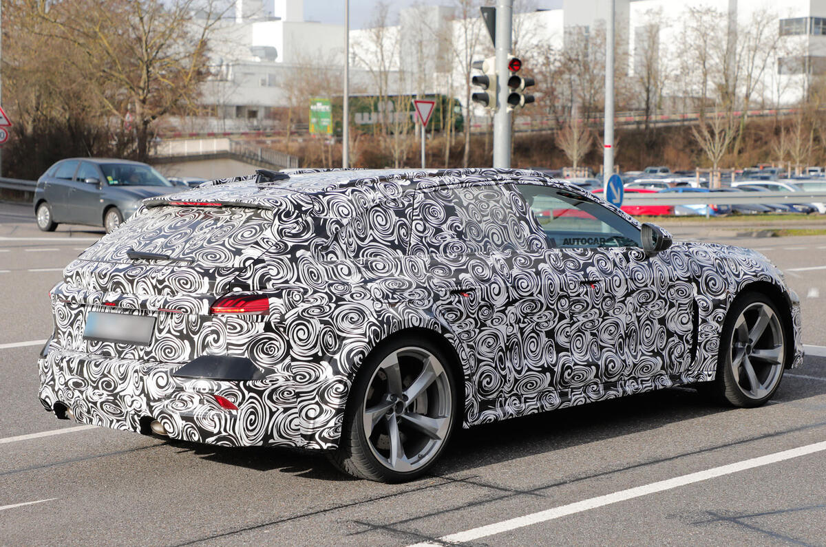 2025 Audi RS5 Avant PHEV prototype 34 2025 Audi RS5 Avant PHEV prototype 34