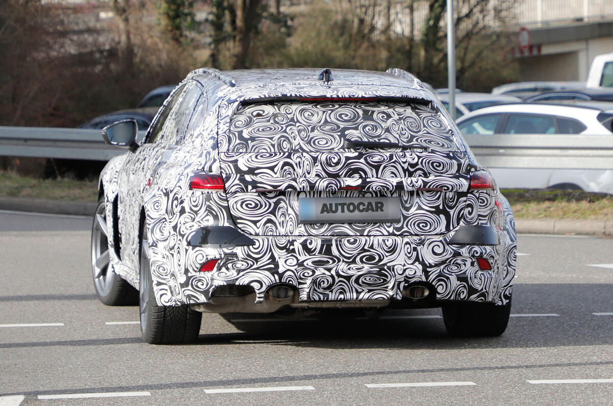 2025 Audi RS5 Avant PHEV prototype 62 2025 Audi RS5 Avant PHEV prototype 62