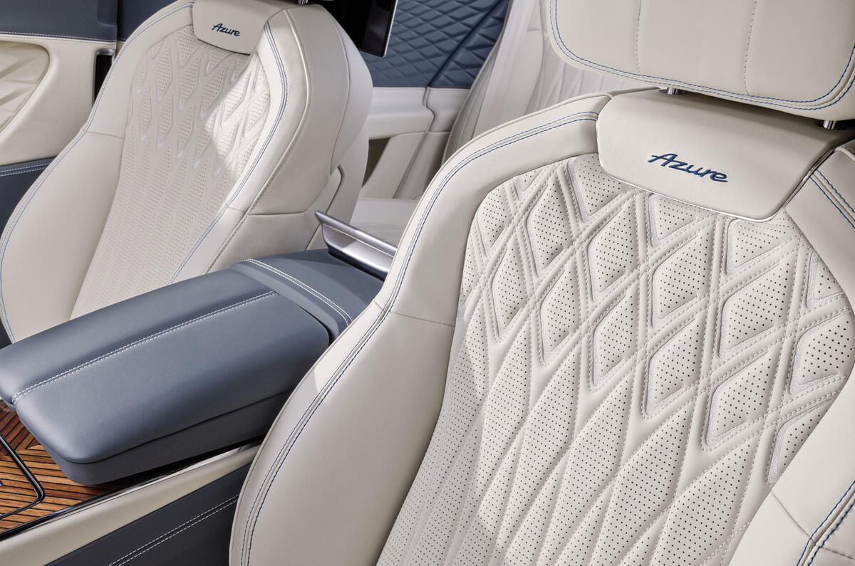 2025 Bentley Flying Spur Azure   front seats 2025 Bentley Flying Spur Azure   front seats
