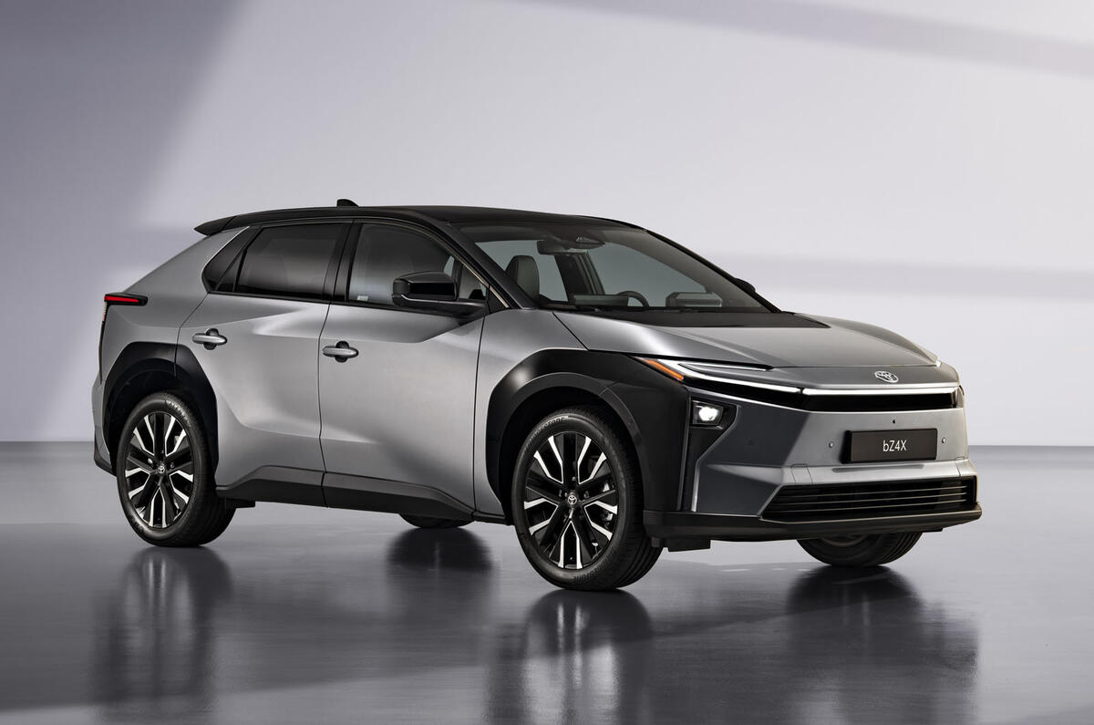 2025 bZ4X AWD main 1 2025 bZ4X AWD main 1