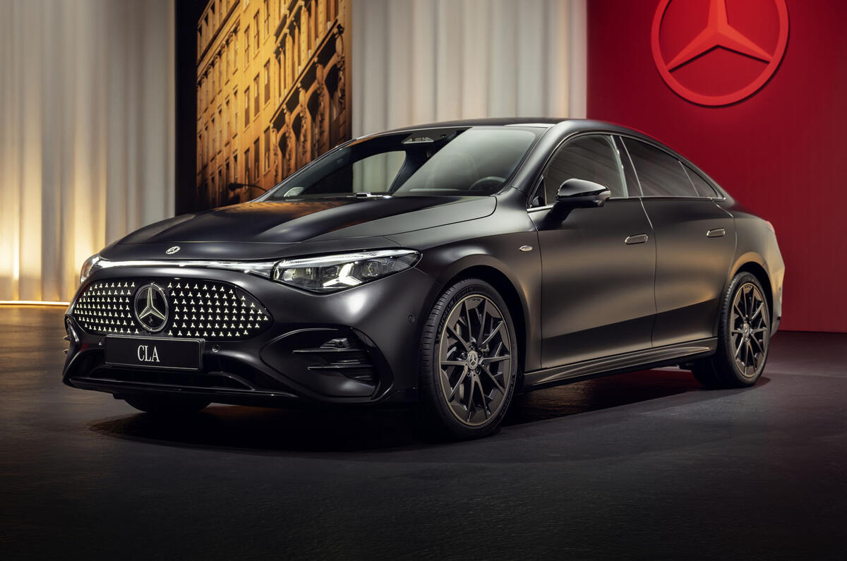 2025 Mercedes Benz CLA   black car studio, front 2025 Mercedes Benz CLA   black car studio, front