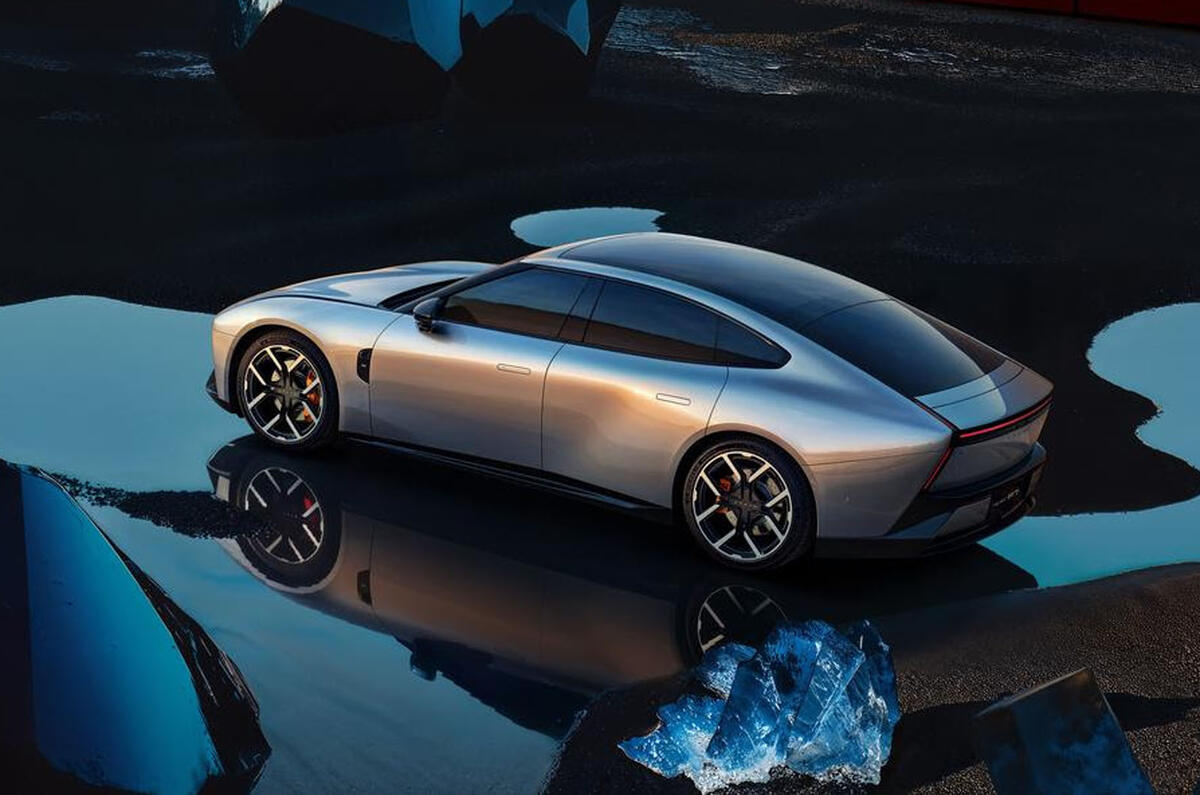 2025 Xpeng P7 official render   rear three quarter