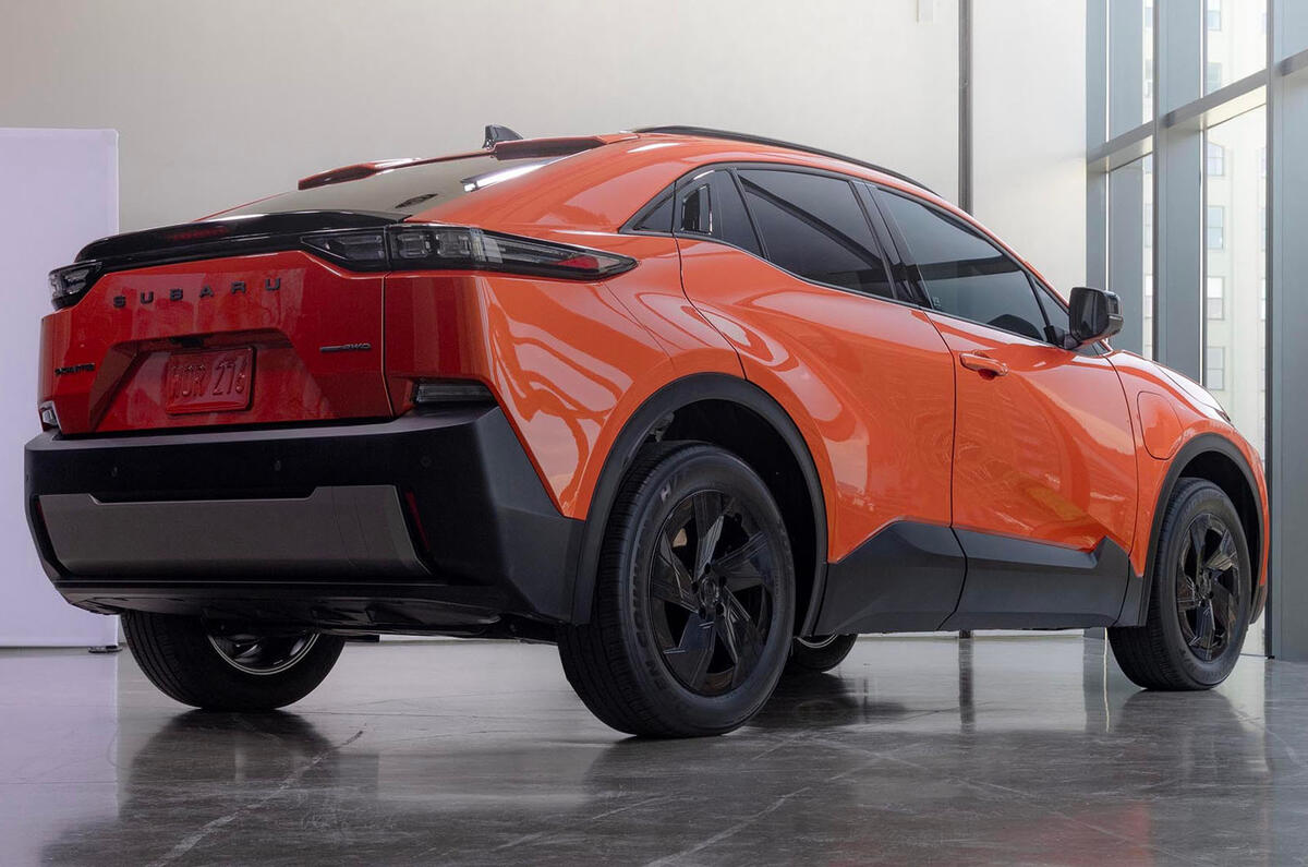 2025subaruunchartedlowrearthreequarterspassengerside 2025subaruunchartedlowrearthreequarterspassengerside