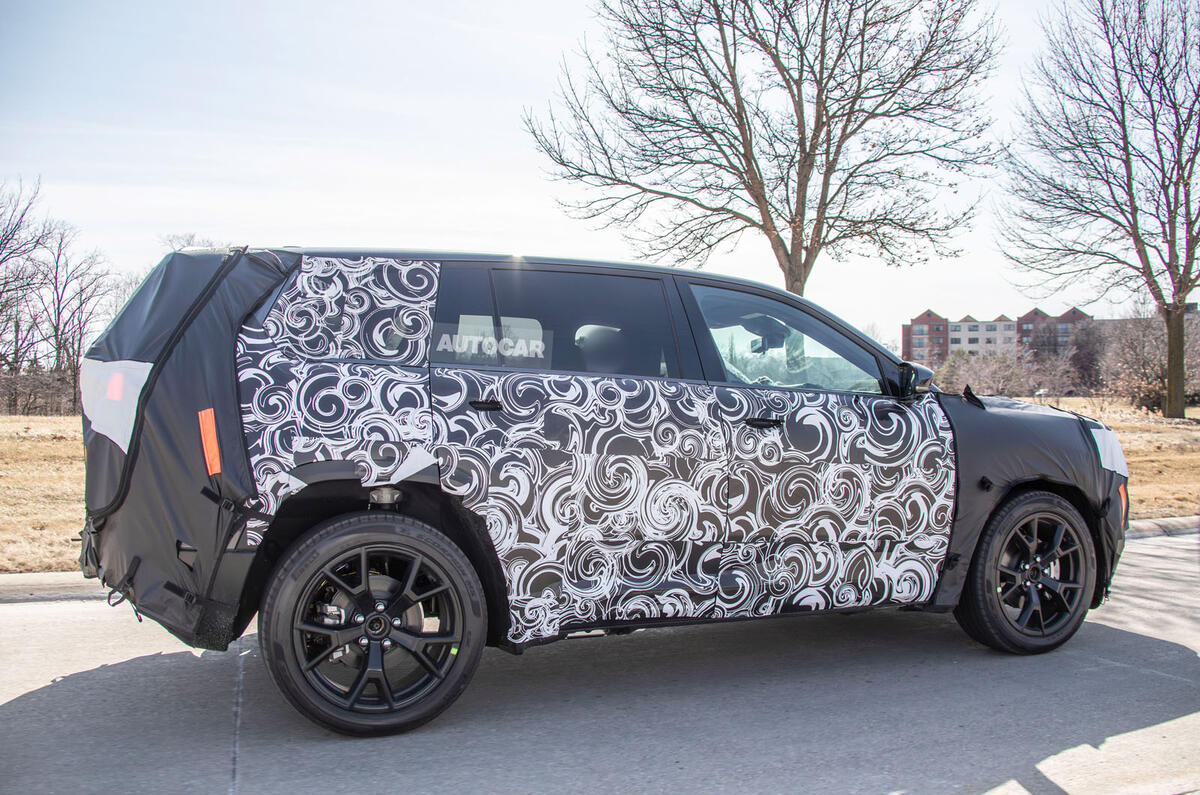 2026 Jeep Cherokee ICE camo side 2026 Jeep Cherokee ICE camo side