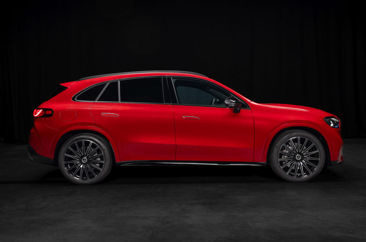 2026 Mercedes Benz GLC side static 2026 Mercedes Benz GLC side static