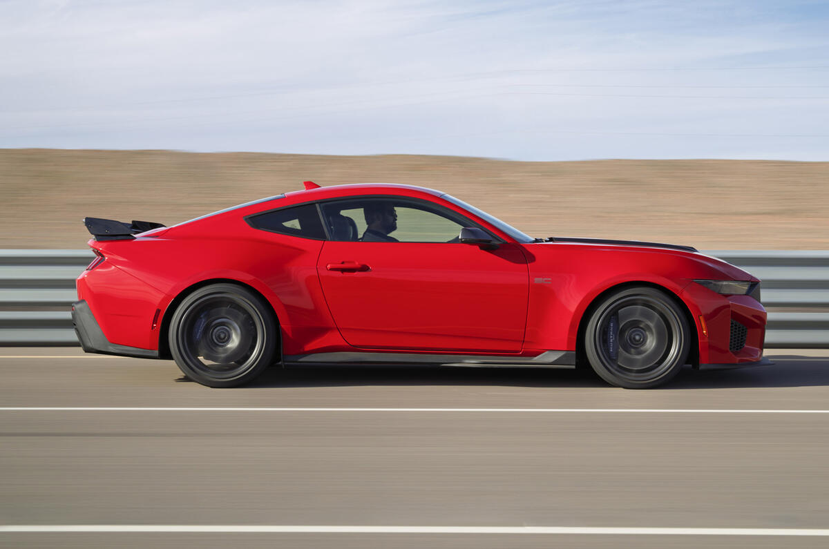 2026 Mustang Dark Horse SC 09